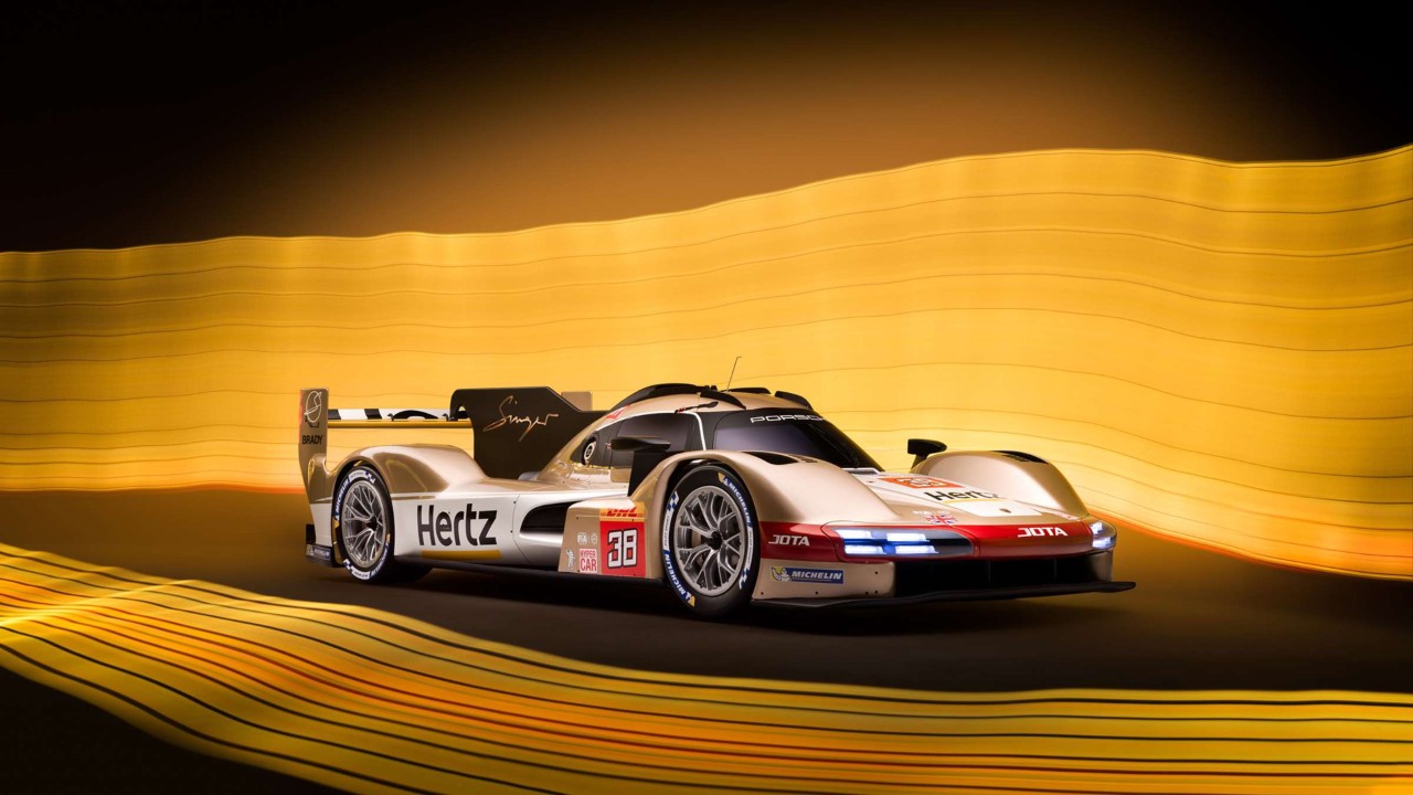 Hertz Team JOTA Porsche 963 Hertz Racing Gold