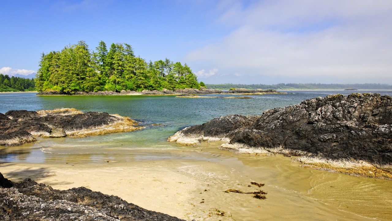 A Hiker’s Guide To Pacific Rim National Park | Hertz Blog